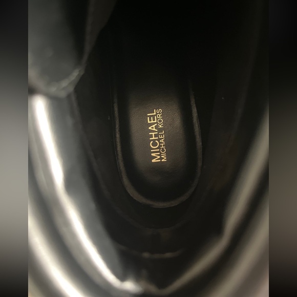 NEW, never worn!! COOL Michael Kors Black and Gold Ankle Boots! BEAUTIFUL ♥️ - Picture 6 of 10